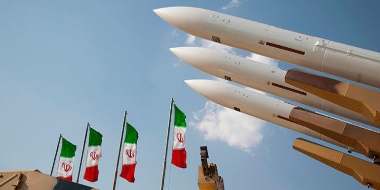 De nucleaire vragen van Iran na Amerikaanse bombardementen: Trump vs Teheran