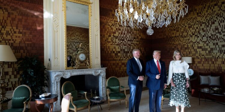 Koninklijk paar ontvangt enthousiaste lof van Trump