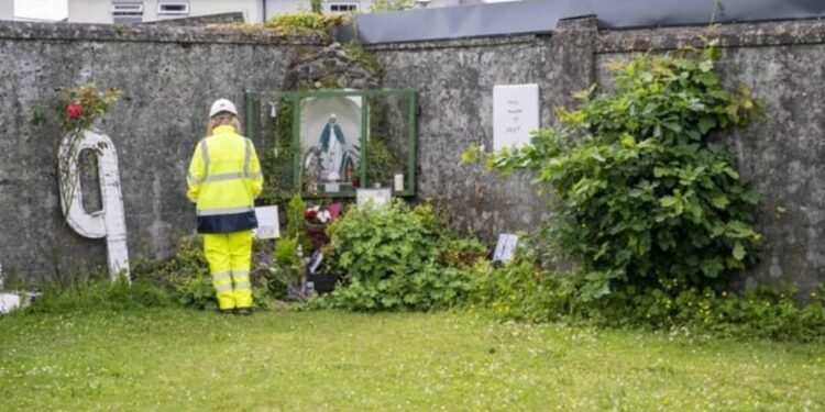 Opgraving van 796 baby’s in Ierse religieuze instelling