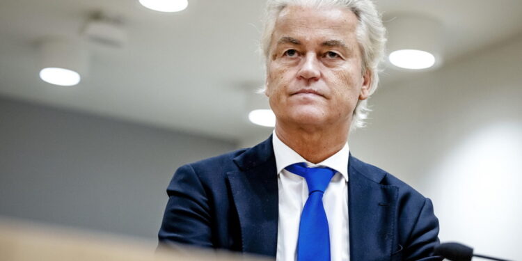 Nederland op weg naar vroege verkiezingen na ineenstorting overheid