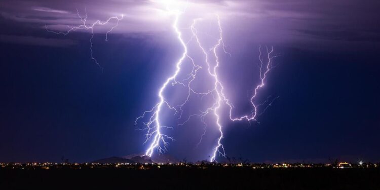 Wetenschappers ontdekken mechanisme achter bliksemgeboorte