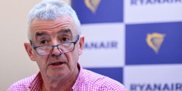 Bonus voor Ryanair-personeel bij vangen van te grote bagage onthuld