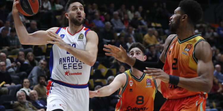 Mίτσιτς tekent voor 3 jaar bij Olympiakos – Bericht uit Servië en Spanje