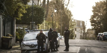 Conflict tussen Oekraïense en Russische buurman escaleert tijdens oorlog