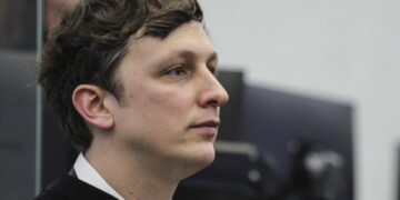 De verdediging van een pedofielchirurg: advocaat pleegt zelfmoord