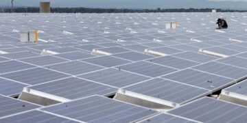 Japanse alchemisten transformeren zonnepanelen in CO2-vallen