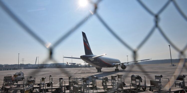 Aeroflot annuleert 40+ vluchten door hackersaanval op informatiesystemen