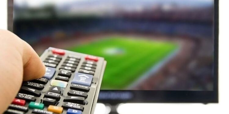 Speciale vriendelijke wedstrijd tussen AEK en Bershott op sportuitzendingen van de dag