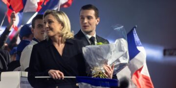 Franse politie inval bij Le Pen partijkantoor