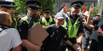 100 arrestaties bij demonstraties voor verboden Palestina-organisatie in VK