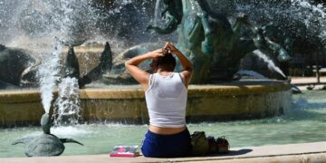 Hittegolf in Parijs na vijf jaar weer in rood alarm