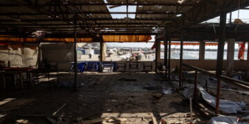 Functionarissen bespreken mogelijk staakt-het-vuren tijdens bombardementen in Gaza