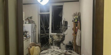 Kleine kind gewond in Russische inval Kiev