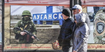 Rusland benoemt ambtenaren in Luhansk, volledige controle verzekerd