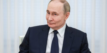 Poetin verwacht nieuwe gesprekken met Kiev: datum bepaald.