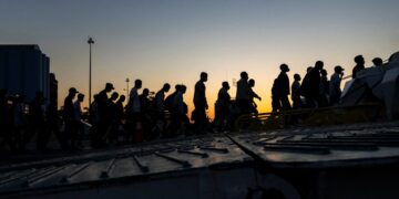 Migratiecrisis: herstel nodig na ineenstorting asielsysteem