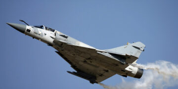 Eerste verlies voor Oekraïne: Mirage 2000 neergeschoten.