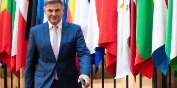 Vragen over stijgende elektriciteitsprijzen in commissie