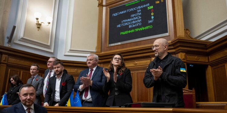 Parlement beperkt autonomie van Corruption Control Services in Oekraïne