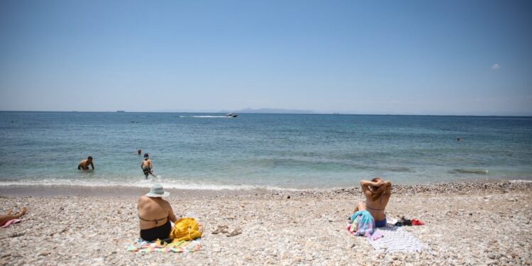 Honderdduizenden toepassingen op gesloten Thessaly Evros Pass-platform
