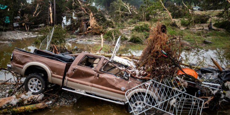 Dramatische zoektocht naar vermiste kinderen na overstromingen in Texas