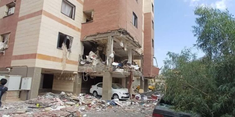 Explosie in flatgebouw bij stad Iran, zeven gewond