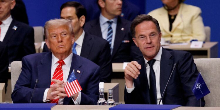 Rutte wacht op belangrijke verklaring van Trump in VS