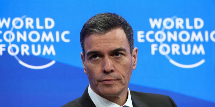 Spanje in crisis: Sanchez’ toekomst na arrestatie naaste medewerker onzeker.