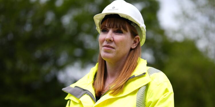 Unite schorst Angela Rayner na conflicten over Birmingham vuilnisstaking