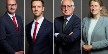 Minister steunt schorsing van Labour rebellen na uitspraak over teambelang.