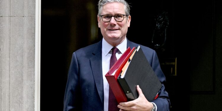 Labour MPs vormen nieuwe groep en dringen er bij premier op aan zich te richten op levensstandaarden