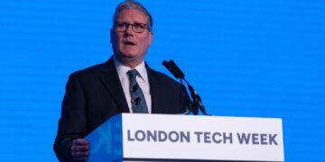 Overheid lanceert nieuw AI-plan met steun van Meta, eigenaar van Facebook.