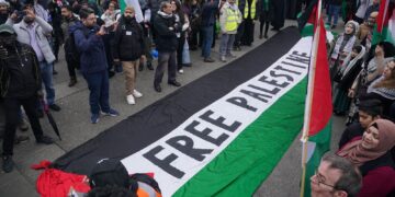 Roept op tot erkenning van Palestina als staat door Britse regering