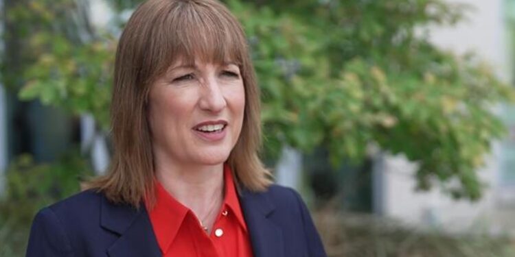 Verzet tegen hervormingen cash ISA Reeves groeit bij bouwverenigingen.