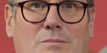 Starmer geraakt nerveus door geschorste Labour MPs