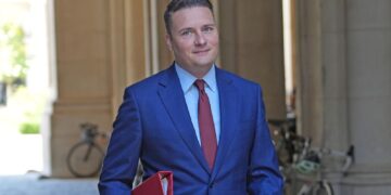 Wes Streeting: artsenstakingen spelen Nigel Farage in de kaart