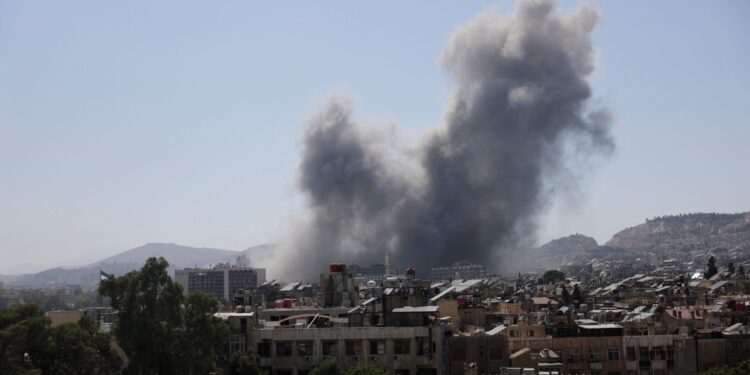 Turkije beschuldigt Israël van destabiliserende luchtaanvallen in Syrië