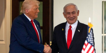 Trump en Netanyahu ontmoeten elkaar in het Witte Huis voor persconferentie