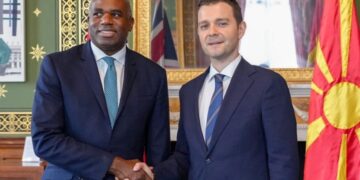 Strategische samenwerking tussen Londen en Skopje in defensie en beveiliging binnen NAVO