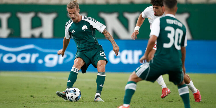 Panathinaikos op weg naar Schotse overwinning tegen Rangers