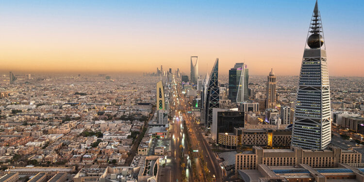 Saoedi-Arabië werft internationaal talent met nieuwe werkvergunningen