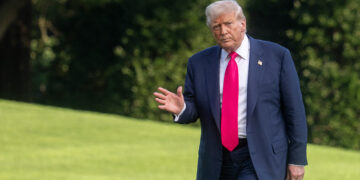 Trump belooft Afghaanse vluchtelingen redding in Verenigde Arabische Emiraten