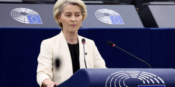 EU-censuurvoorstel bedreigt stabiliteit, aldus von der Laien