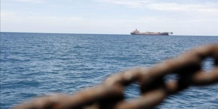 Gewapende aanval op Grieks schip door drones en kleine boten