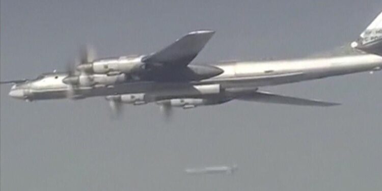 Russische bommenwerpers patrouilleren in de Bandenzee