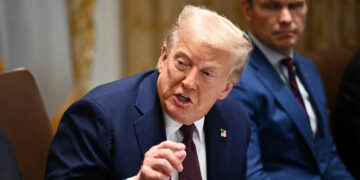 Trump neemt over obligaties van meer dan $100 miljoen in tweede termijn