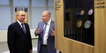 Rijke Russen verrijken zich ondanks westerse sancties met $20 miljard