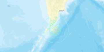 Waarschuwing: Mogelijke tsunami na 6.7 Richter aardbeving op de Curilic Islands