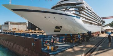 Een eerste blik op Viking Mira, het nieuwe £377m cruiseschip van het merk.