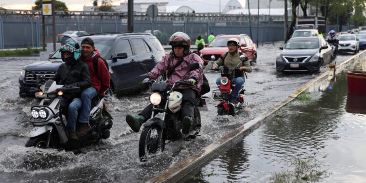 Dodelijke regenval in Mexico: twee doden, leger gemobiliseerd